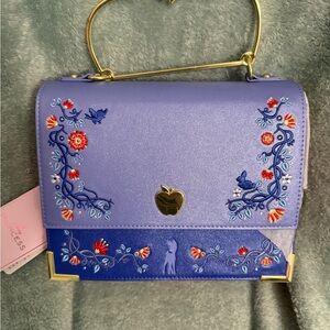 Disney Loungefly Snow White Crossbody NWT